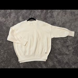 NWT Ivory Abercrombie Pullover Sweater